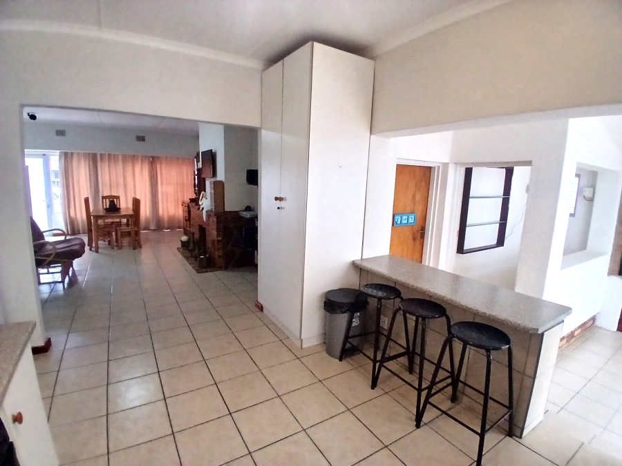 To Let 2 Bedroom Property for Rent in Lochnerhof Western Cape